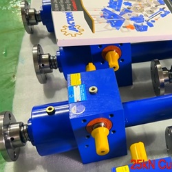 बॉल स्क्रू लिफ्ट टेबल - JTD25 - 25kN - बॉल स्क्रू गियरबॉक्स